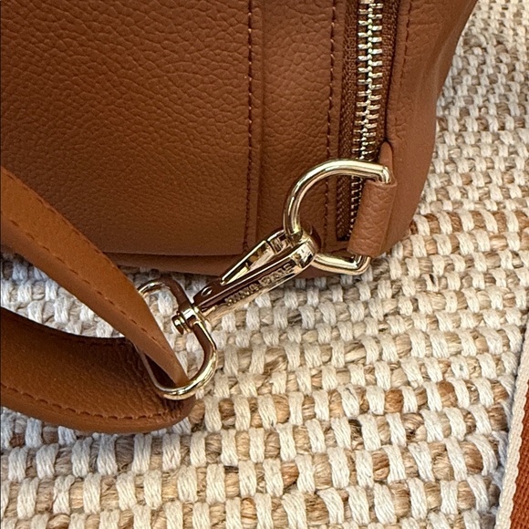 NWOT Mina Baie Stevie Vegan Leather Backpack/Diaper Bag Fullsize - Picture 10 of 17